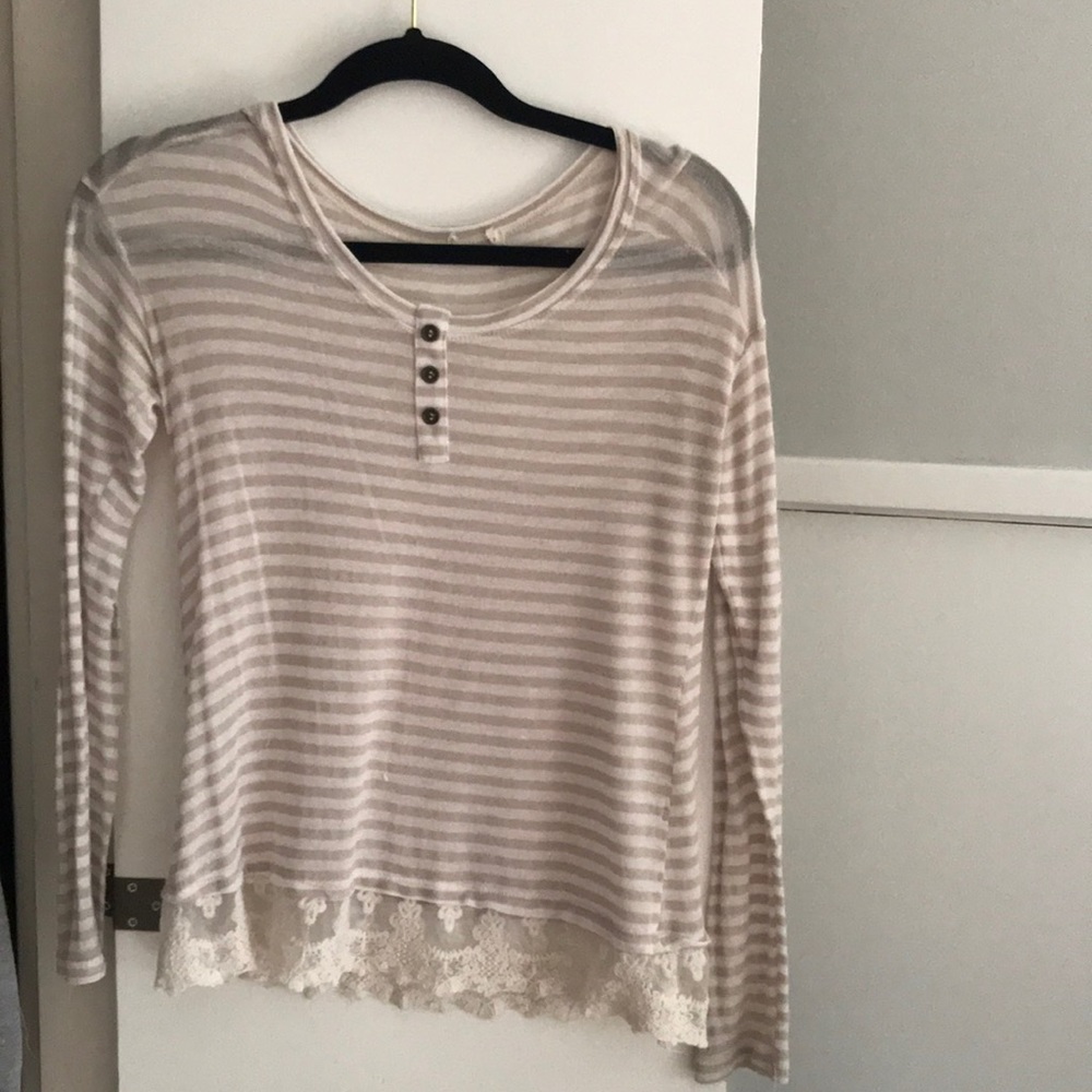 Long sleeve knit